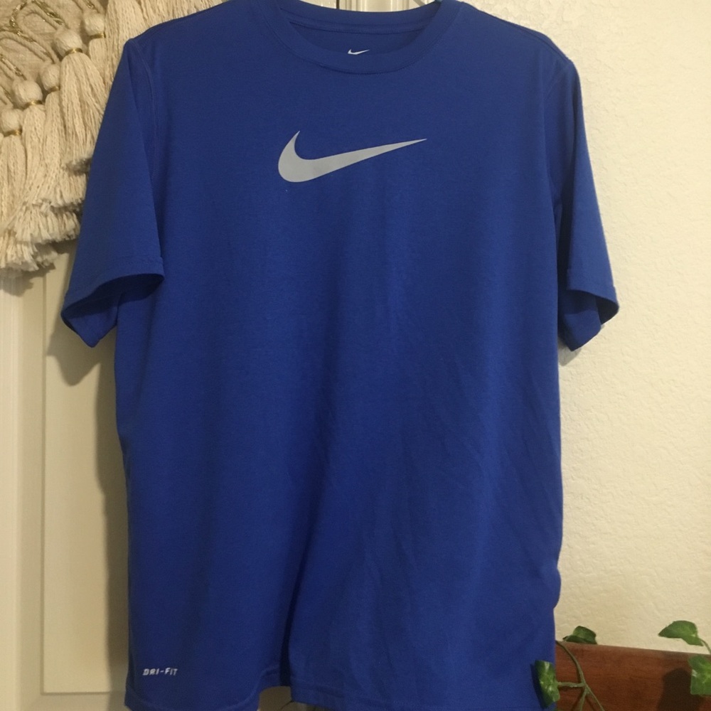 nike dri fit shirt